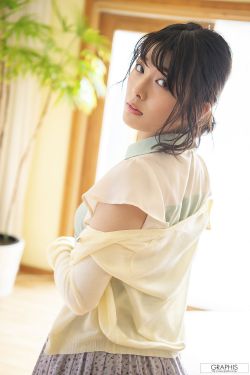 美女学生精品国自产拍